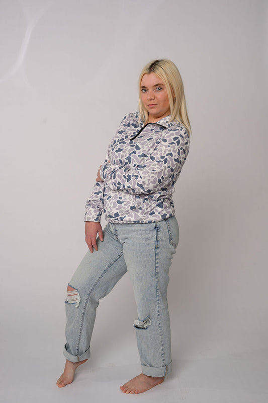 Camo Pullover Pocket Collar Sweatshirt